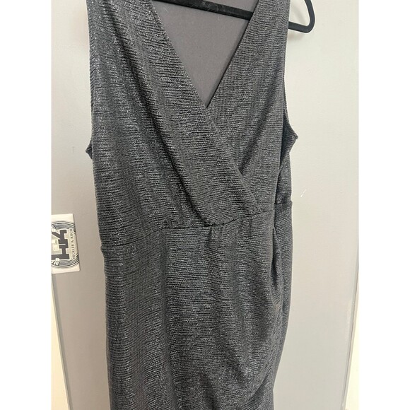 Torrid size 1 black sequin tulip sleeveless dress - Picture 3 of 7